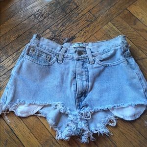 High-waisted Extreme Distressed jean shorts